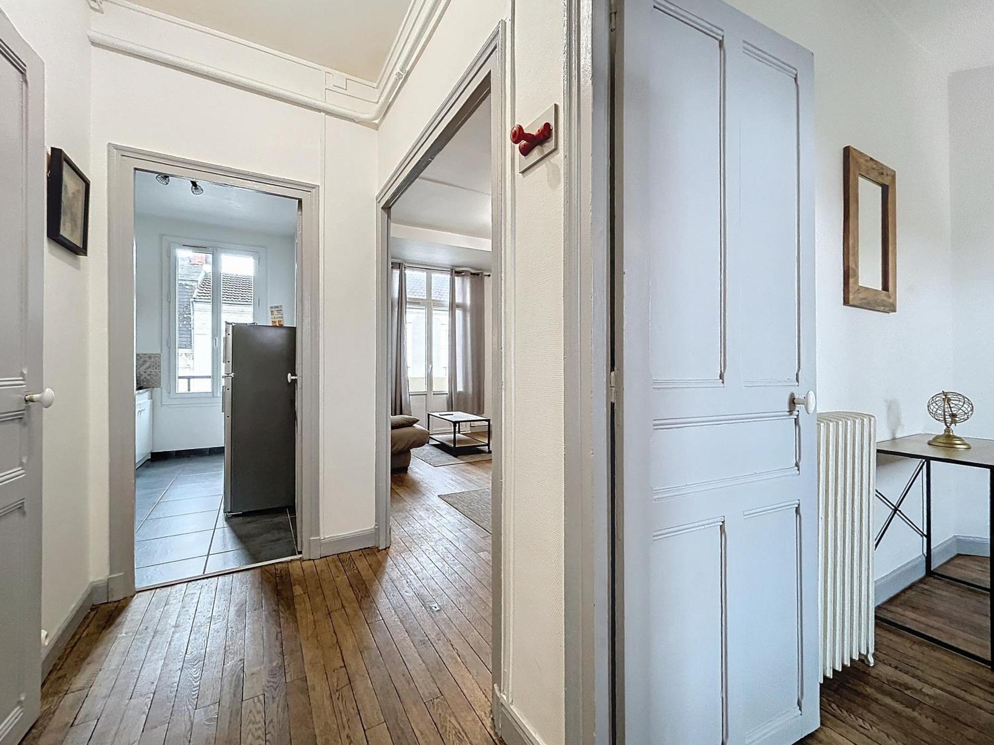 Apartamento Le 3-F2 Centre Historique Montluçon Exterior foto
