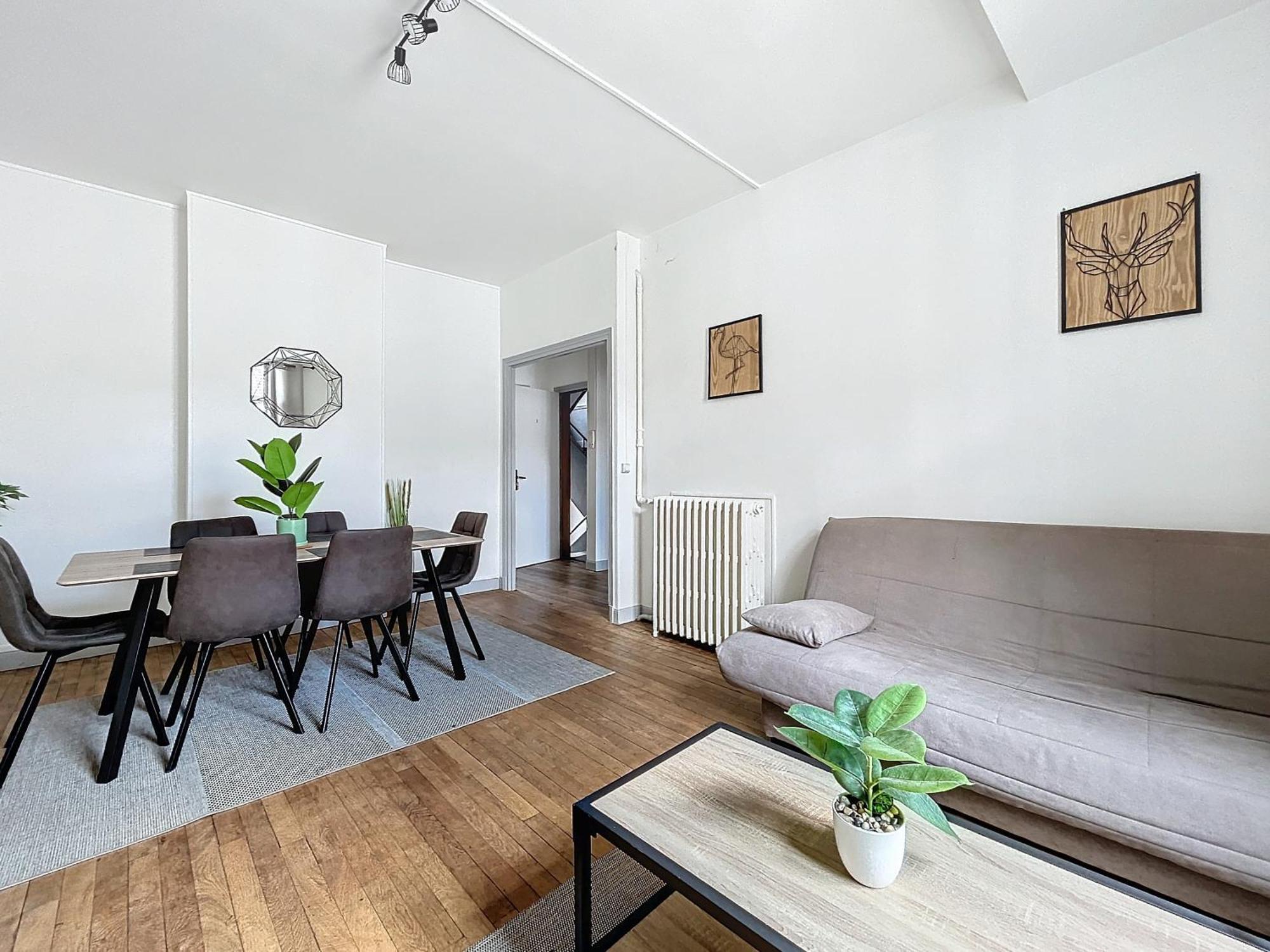 Apartamento Le 3-F2 Centre Historique Montluçon Exterior foto